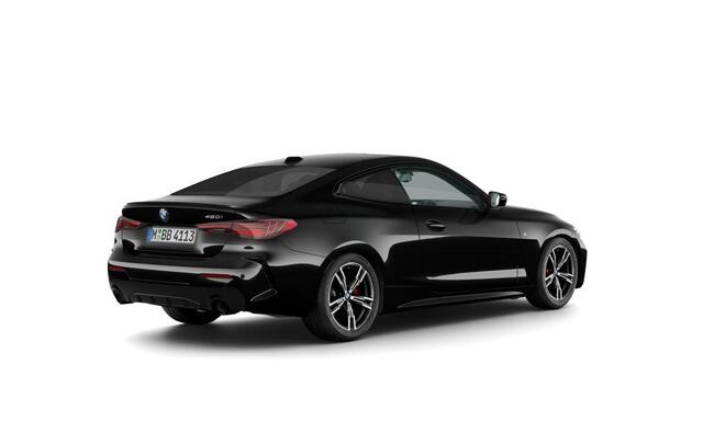 BMW 4-SERIE 420i Coupé | M Sportpakket Pro | Comfort Pack