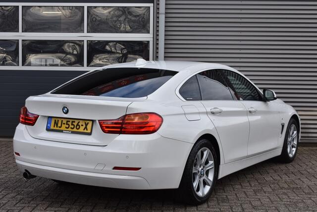 BMW 4-SERIE 418I CENTENNIAL EXECUTIVE / NL AUTO / SPORTSTOELEN / XENON / PDC