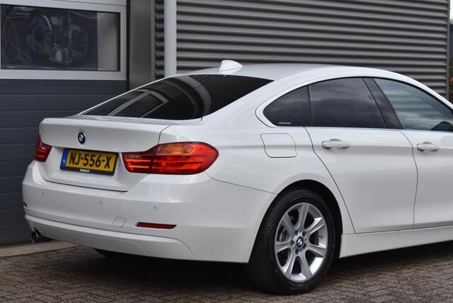 BMW 4-SERIE 418I CENTENNIAL EXECUTIVE / NL AUTO / SPORTSTOELEN / XENON / PDC