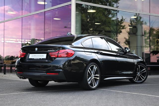 BMW 4-SERIE Gran Coupé 420i High Executive M Sport Automaat / Schuif-kanteldak / Sportstoelen / M Sportonderstel / Sport Steering / Stoelverwarming / LED / Head-Up