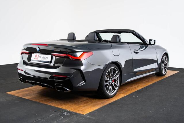 BMW 4-SERIE Cabrio M440i xDrive High Executive M Carbon Exterieur pakket - Elektrische verwarmde voorstoelen - Windscherm - Air collar - Parking/Driving Assistant - Active Guard Plus - Head up - Harman Kardon -
