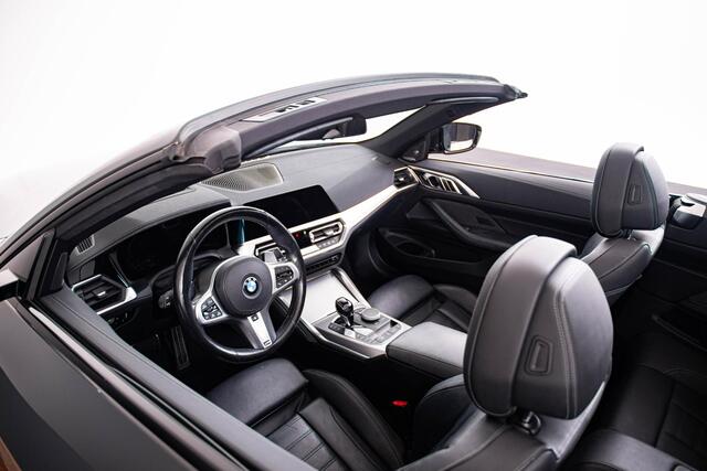 BMW 4-SERIE Cabrio M440i xDrive High Executive M Carbon Exterieur pakket - Elektrische verwarmde voorstoelen - Windscherm - Air collar - Parking/Driving Assistant - Active Guard Plus - Head up - Harman Kardon -