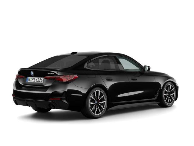 BMW 4-SERIE Gran Coupé 420i M Sportpakket Pro | Harman Kardon | Schuif-/kanteldak | Innovation Pack | Comfort Pack