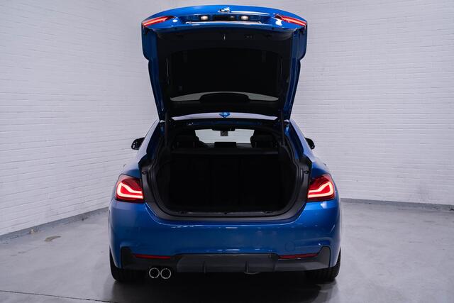 BMW 4-SERIE Gran Coupé 420d Corporate Lease High Executive M-Pakket HUD PDC v+a lane-assist front-assist 18"LMV voorstoelen electrisch bedienbaar links met memo private-glas cruise-controle schakelflippers aan het stuur allu-inlegdelen allcantara/stof camera stoelver