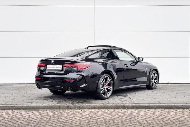 BMW 4-SERIE Coupé 430i xDrive | Selections | M Sport | Glazen Panoramadak | Harman Kardon | Stoelverwarming |