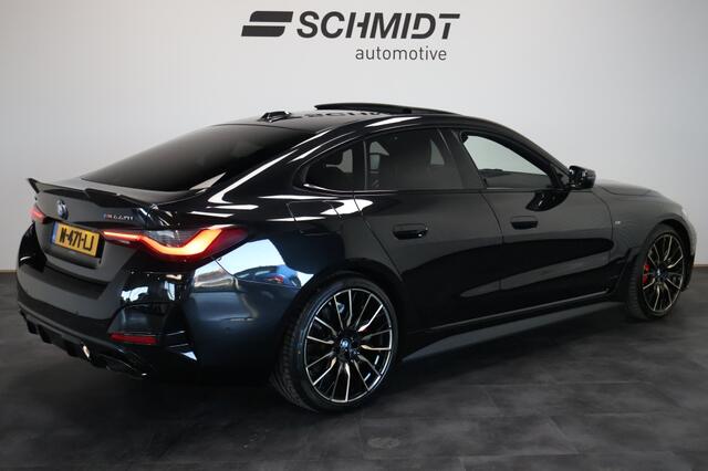 BMW 4-SERIE Gran Coupé M440i xDrive 375pk | Carbon | Schuifdak | Leder | H&K
