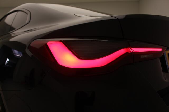 BMW 4-SERIE Gran Coupé 420i M-Sport | Harman Kardon | Panorama | Head Up