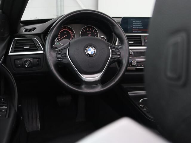 BMW 4-SERIE Cabrio 430i Luxury Line | Leder | Stoelverwarming | Nekverwarming | Harman/Kardon | DAB | Stuurverwarming | Full LED | Navigatie | Climate control | Bluetooth | Cruise control