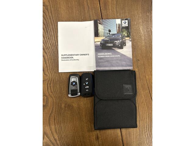 BMW 4-SERIE Gran Coupé 420i High Executive Edition M Sport | Facelift | Digital dashboard | Achteruitrijcamera | Lederen bekleding | Adaptief onderstel | Dealer onderhouden | Climate control | Cruise control | Stoelverwarming | Navigatie | Park assist | Elek. kofferk