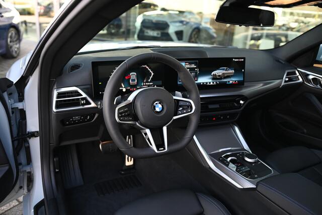 BMW 4-SERIE Coupé 420i M Sport Automaat / Schuif-kanteldak / Achteruitrijcamera / M Sportonderstel / Comfort Access / Stuurverwarming / Adaptieve LED / Widescreen Display / Stoelverwarming