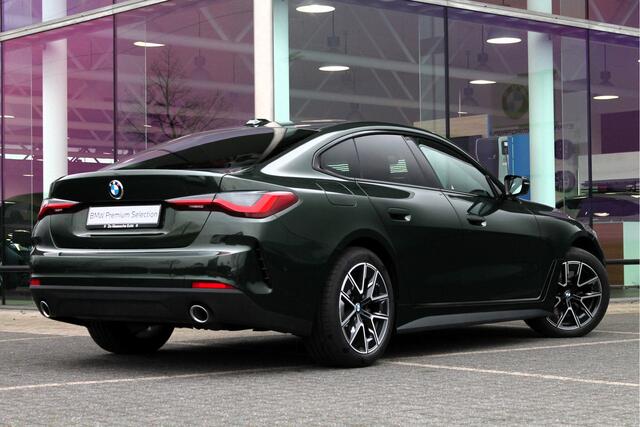 BMW 4-SERIE Gran Coupé 430i High Executive Automaat / Schuif-kanteldak / Parking Assistant Plus / Active Cruise Control / Comfort Access / Stuurverwarming