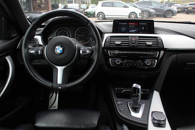 BMW 4-SERIE Cabrio 420i High Executive Ed. M Sport / Camera / Leder / Harman Kardon / Nekverwarming / 19'' / Navigatie / Windscherm / DAB / Stoelverwarming / Cruise Control