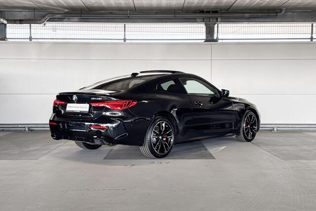 BMW 4-SERIE Coupé M440i xDrive