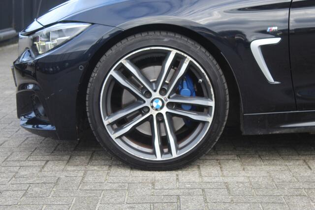 BMW 4-SERIE Gran Coupé 420i High Executive M-pakket/Panoramadak/Stoelverwarming/Head-Up display/Harman kardon/DAB/Lederen bekleding/Achteruitrijcamera/19 Inch