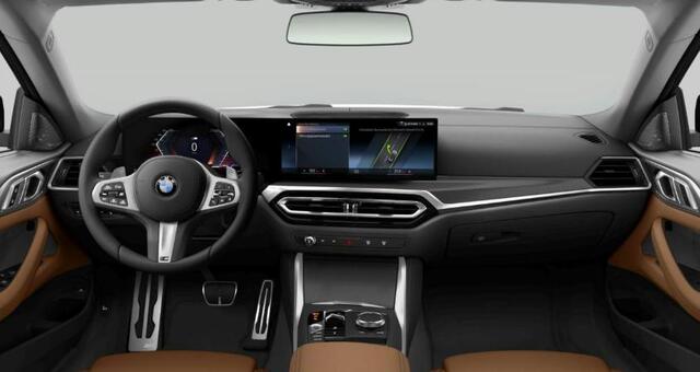 BMW 4-SERIE Cabrio M440i Driving Assistant Professional - Harman Kardon - BMW Laserlight - Air collar - Windscherm - Interieurvoorverwarming - Elektrisch verwarmde voorstoelen - Parking Assistant Plus -