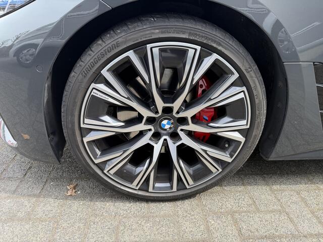 BMW 4-SERIE Gran Coupé 430i M-Sport Pro | ACC | Memory | Laser | Head up | Leder | 20" Individual