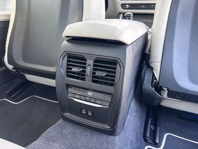 BMW 4-SERIE Coupé 430i High Executive M-Sport 19 Inch / Glazen Schuifdak / Stuur & Stoelverwarming / Getinte Ramen Achter / Dimmende Binnen & Buitenspiegel / Driving Prof / Harman Kardon