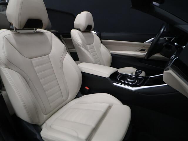 BMW 4-SERIE Cabrio 420i High Executive [AIR SCARF, CAMERA, APPLE CARPLAY, ANDROID AUTO, MEMORY SEATS, VOL LEDER, M VELG, SPORTSTOELEN, NIEUWSTAAT]