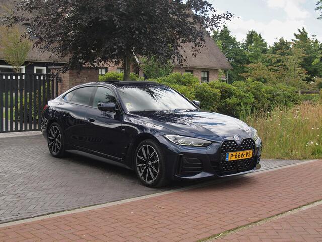 BMW 4-SERIE Gran Coupé 420i Business Edition Plus | M-Pakket | Panoramadak | Camera | Sfeerverlichting | Leer |