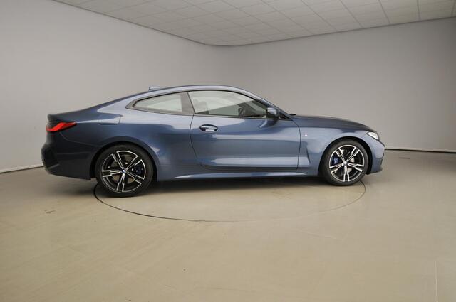 BMW 4-SERIE Coupe 430i | M-Sportpakket | LED | Navigatie | Sportstoelen | Active cruise | DAB | Hifi speakers | Alu 18 inch