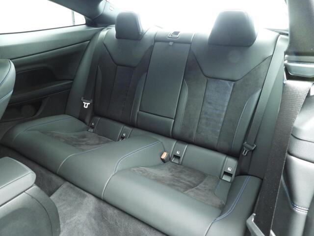 BMW 4-SERIE Coupe 430i | M-Sportpakket | LED | Navigatie | Sportstoelen | Active cruise | DAB | Hifi speakers | Alu 18 inch