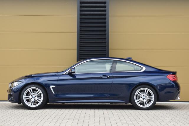 BMW 4-SERIE Coupé 418i High Executive * M-Pakket * Stoelmemory * Hifi * Lichtpakket *
