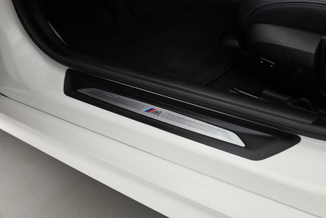 BMW 4-SERIE Gran Coupé 420i High Executive Edition | RIJKLAAR!! | Cruise Contr. | Leder | Camera | Stoelverw. | LED | Navi | PDC V+A | 18''