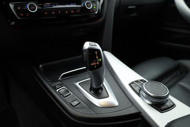 BMW 4-SERIE Gran Coupé 420i High Executive Edition | RIJKLAAR!! | Cruise Contr. | Leder | Camera | Stoelverw. | LED | Navi | PDC V+A | 18''