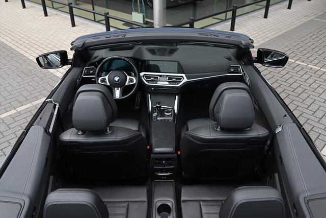 BMW 4-SERIE Cabrio M440i xDrive Automaat / Laserlight / Head-Up / Adaptief M Onderstel / Parking Assistant Plus / Comfort Access / Stuurverwarming