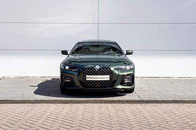 BMW 4-SERIE Coupé 420i High Executive | M-Sport | Schuif-/kanteldak|