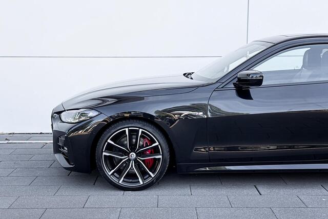 BMW 4-SERIE Coupé 420i High Executive | M-Sport PRO | Schuif-/kanteldak |