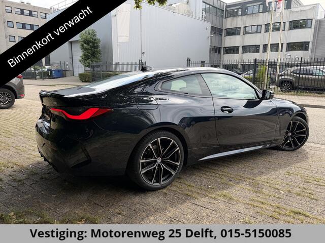 BMW 4-SERIE Coupé 420i High Executive M-Pakket GARANTIE TOT 07-2032! . PANORAMA-DAK . PARKEERSENSOREN VOOR & ACHTER . STOELVERWARMING . 1E EIGENAAR! .