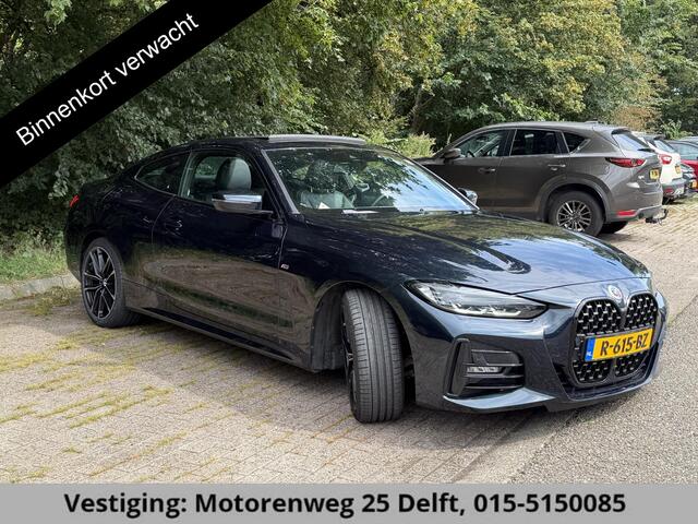 BMW 4-SERIE Coupé 420i High Executive M-Pakket GARANTIE TOT 07-2032! . PANORAMA-DAK . PARKEERSENSOREN VOOR & ACHTER . STOELVERWARMING . 1E EIGENAAR! .
