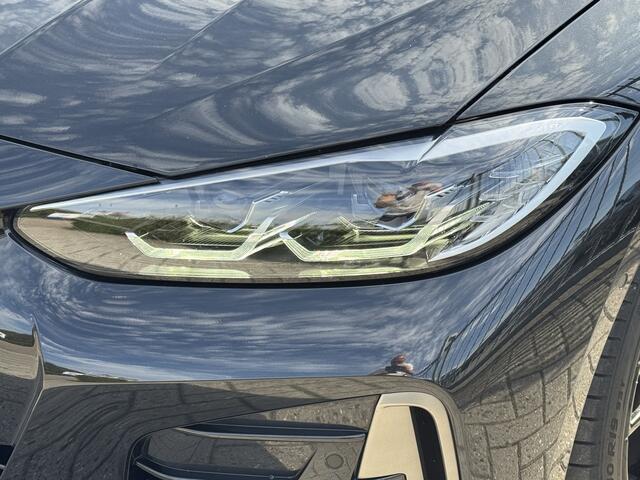 BMW 4-SERIE Cabrio M440i xDrive M-sport Nekverwarming, Head-Up, trekhaak afn b.