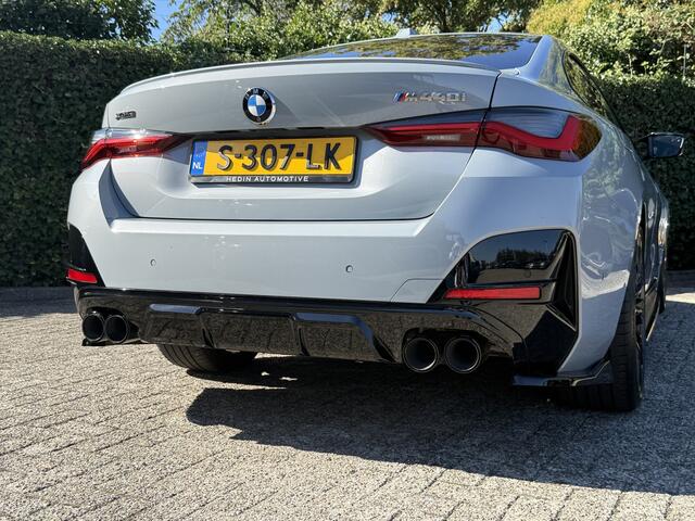 BMW 4-SERIE Gran Coupé M440i xDrive | High Exe | M-Sport | Schuif-/Kanteldak | Elek. Stoelverst. | ACC | Getint Glas