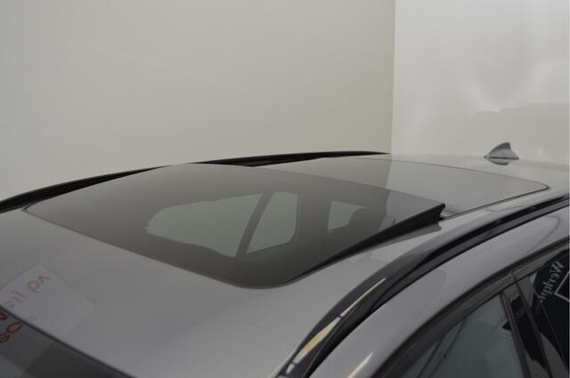 BMW 5-SERIE Touring 520i M Sport Edition , TREKHAAK , PANORAMADAK , NAVI ,STOEL VERW , XENON ,