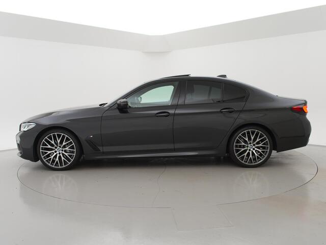 BMW 5-SERIE 540i M-SPORT 3.0I 333 PK SEDAN + NAPPA LEDER / LASER LED / HEAD-UP / SCHUIFDAK