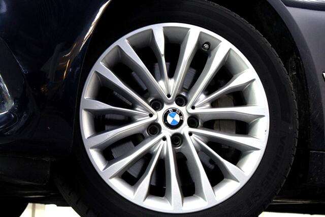 BMW 5-SERIE 530i LUXERY LINE 252pk NL-AUTO LEDER NAV LED '17