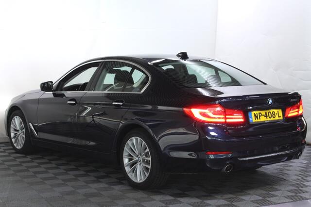 BMW 5-SERIE 530i LUXERY LINE 252pk NL-AUTO LEDER NAV LED '17