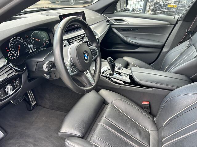 BMW 5-SERIE 520i High Exe M Sport