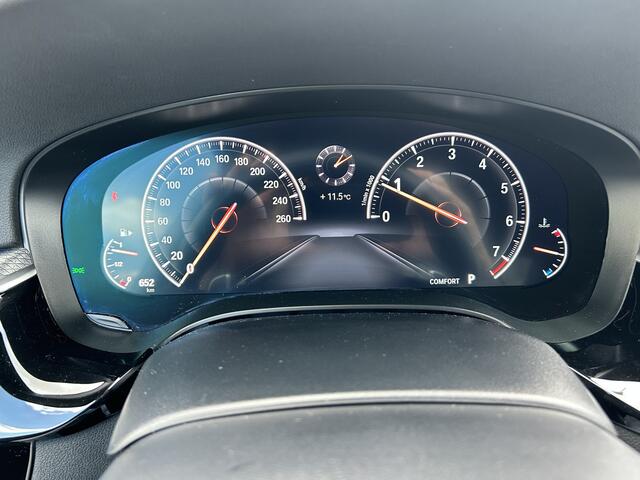BMW 5-SERIE 520i High Exe M Sport