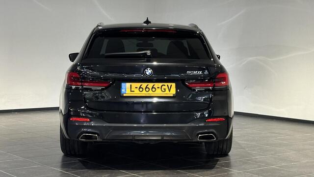 BMW 5-SERIE Touring 530i High Executive Edition | M Sportpakket | Panoramadak | laser Led koplampen | Navigatie Full map |