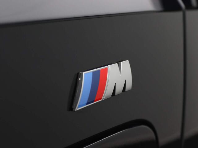 BMW 5-SERIE Sedan 530e M Sportpakket Innovation Pack / NIEUW MODEL!! / Driving Assistant Plus / Harman Kardon / Elek. Stoelverstelling / 19''