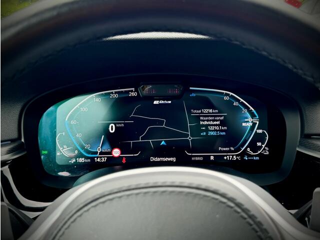 BMW 5-SERIE 530e M Sport Business Edition Plus Pano Head Up Laser Leder
