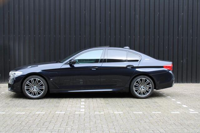 BMW 5-SERIE 530e xDrive iPerformance M PAKKET BOM VOL!