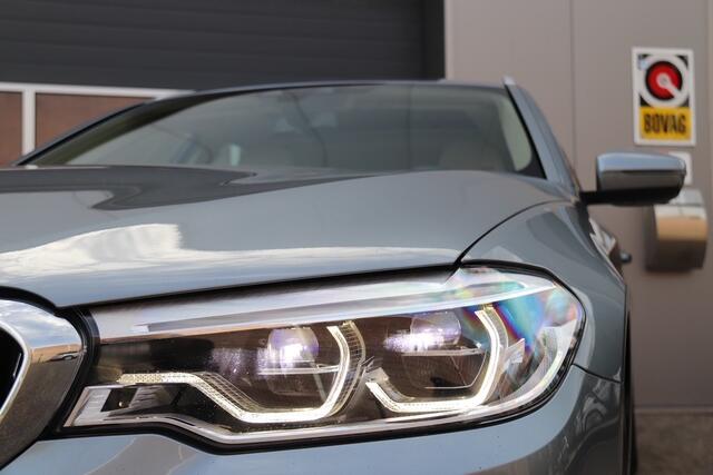 BMW 5-SERIE Touring 520i Corporate Lease High Executive Panorama-dak, Leder, Sportint.