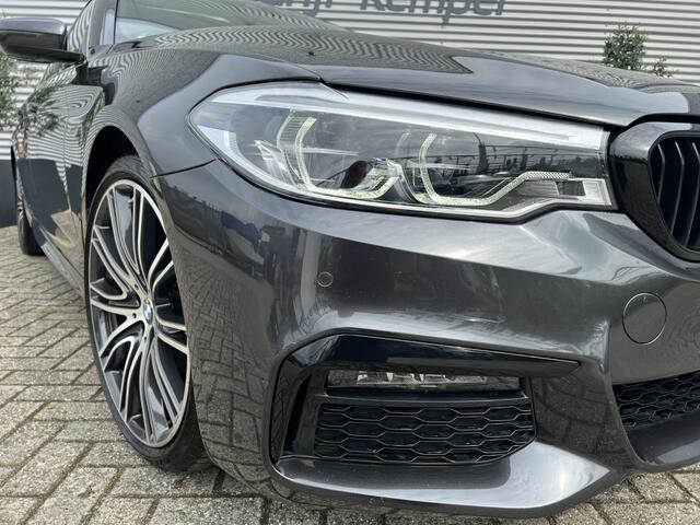 BMW 5-SERIE 520i High Executive M-Sport I Schuifdak I Head-Up I Stuurwielverwarming I Leder I LED I NAP! BOVAG-garantie