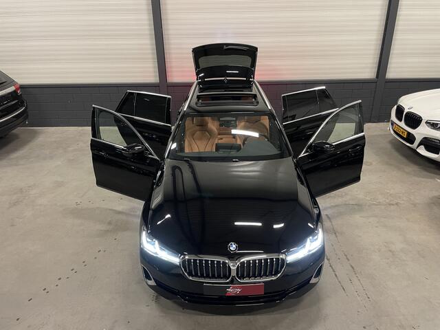 BMW 5-SERIE Touring 530e xDrive High Exe PANO/H&K/ACC/LEER-SPORT+MEMORY/ADAPTIVE-LED/18"/LIVE COCKPIT PRO/STANDKACHEL/CARPLAY/DAB/ELECTR.TREKHAAK/LUXURY-LINE