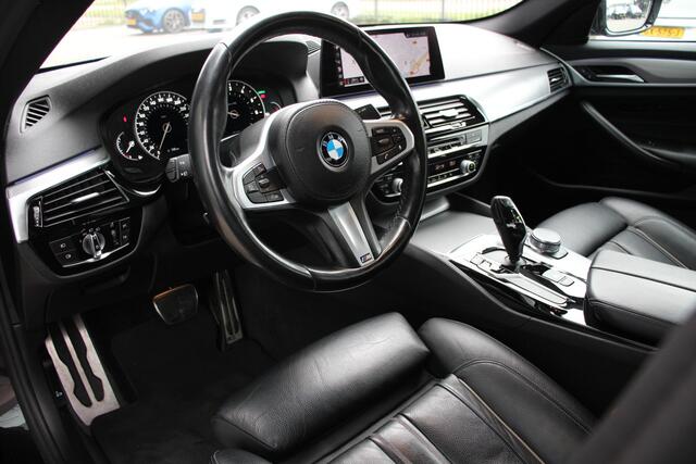 BMW 5-SERIE 520i High Executive M-Sport | Orig. NL | Dealeronderhouden