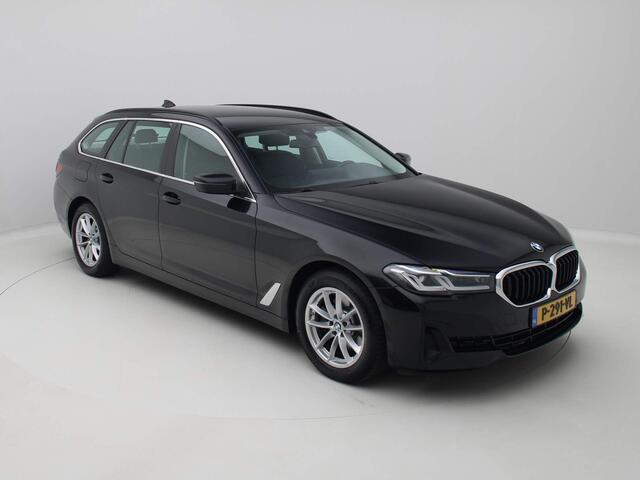 BMW 5-SERIE Touring 520i Business Edition Plus Leder/ Virtual Cockpit